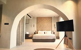 Villa Faros Small Hotel And Restaurant